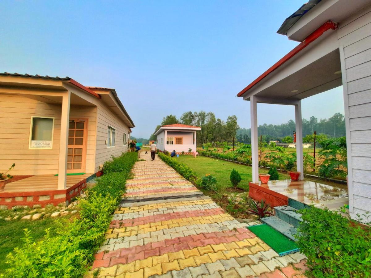 Corbett Veda Inn Рамнагар Экстерьер фото